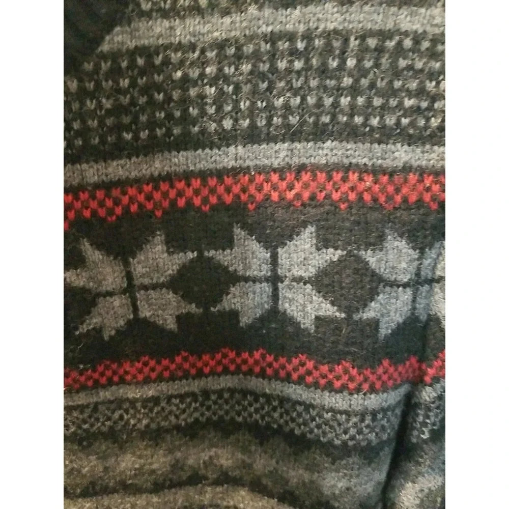 Club  Room Mens‎ L Wool  Blend Black Gray Red Fair Isles Button Pullover Sweater